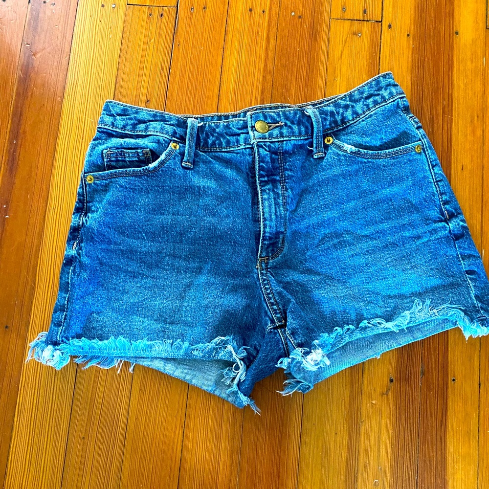 Universal Thread denim cut off shorts size 4/27R